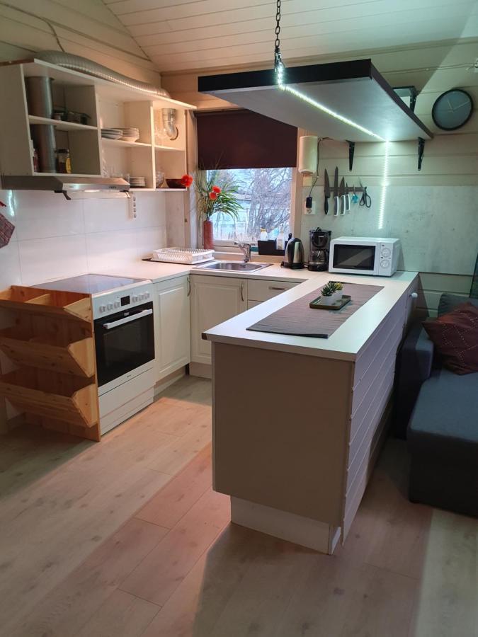 Vestavind Hytter Og Rom As Ålesund Exterior foto